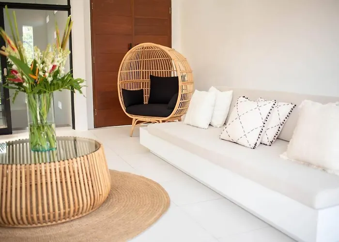 Nika Indi - 2 Bedroom With Pool At Villa